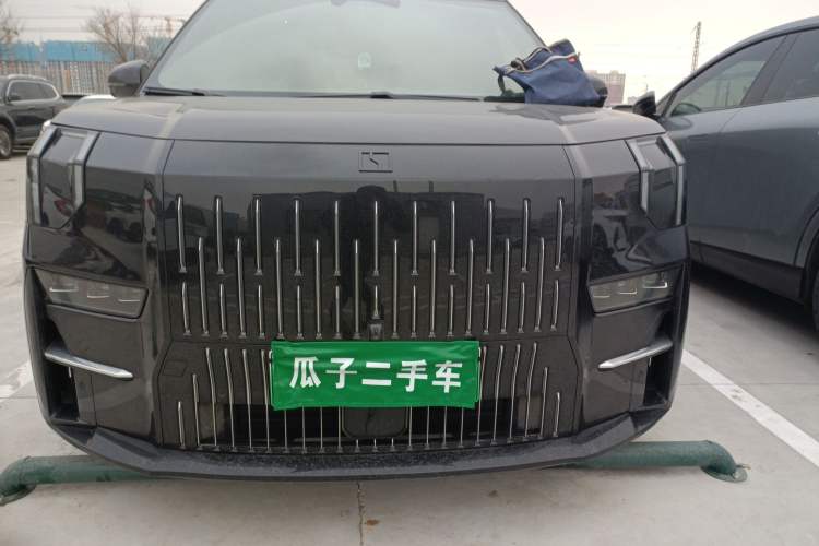 Used Zeekr 009 2022 WE Edition Front