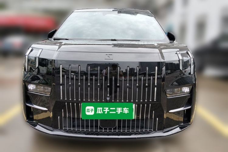Used Zeekr 009 2022 WE Edition Front