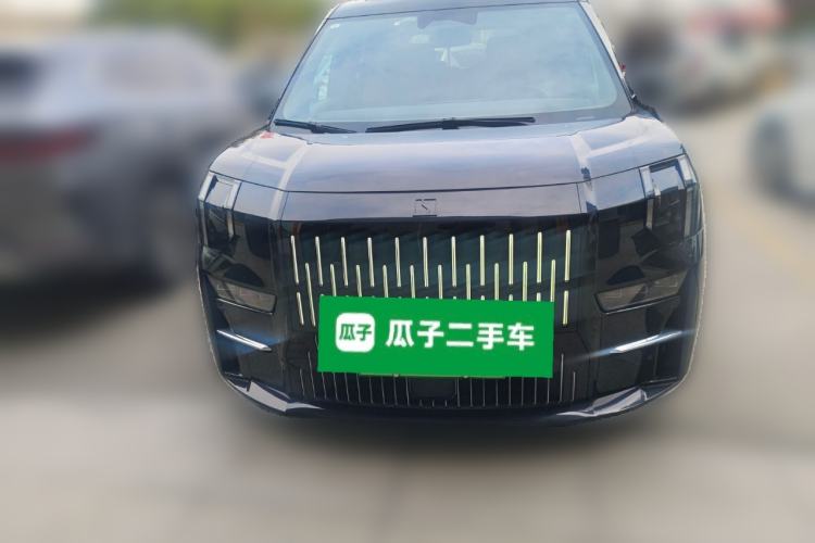 Used Zeekr 009 2022 WE Edition Front