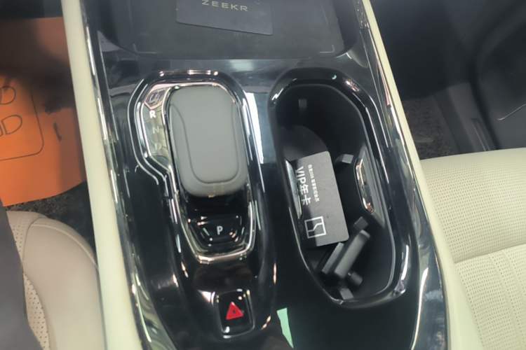 Used Zeekr 009 2022 WE Edition Gear Lever
