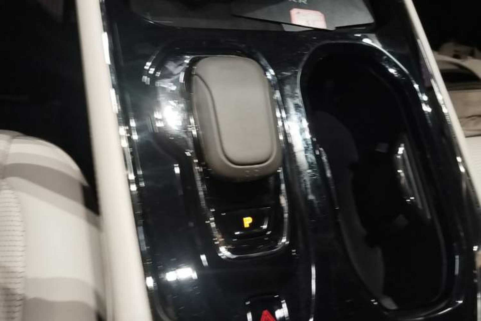 Used Zeekr 009 2022 WE Edition Gear Lever
