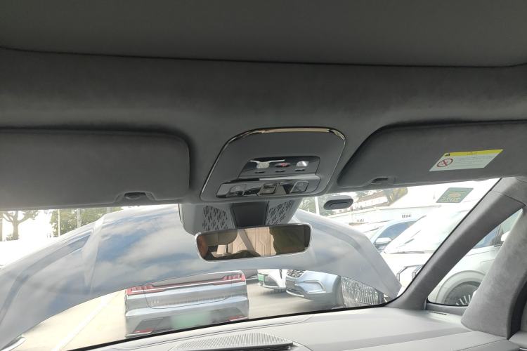 Used Zeekr 009 2022 WE Edition Headliner