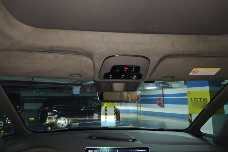 Used Zeekr 009 2022 WE Edition Headliner