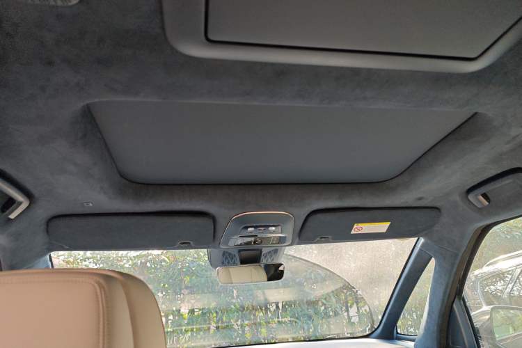 Used Zeekr 009 2022 WE Edition Headliner