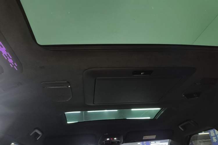 Used Zeekr 009 2022 ME Edition Headliner