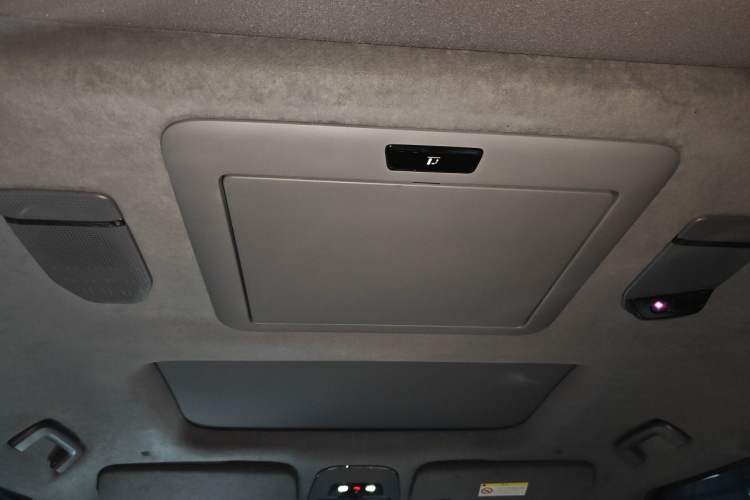 Used Zeekr 009 2022 ME Edition Headliner
