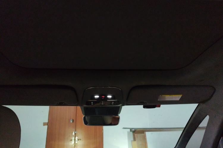 Used Zeekr 009 2022 WE Edition Headliner