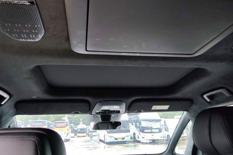 Used Zeekr 009 2022 WE Edition Headliner