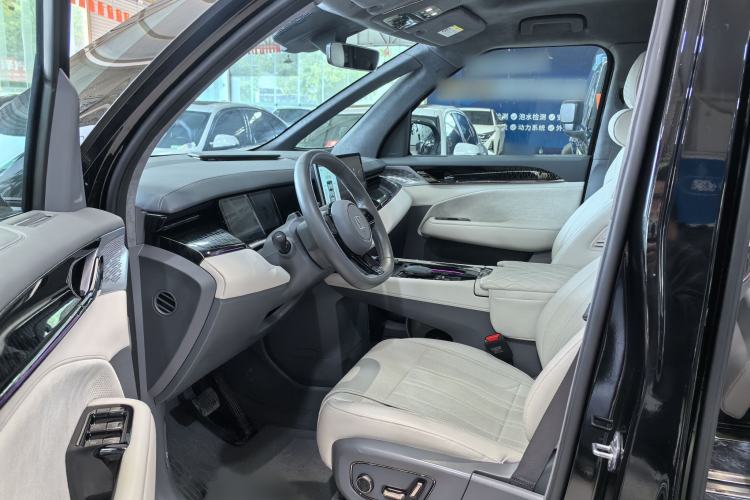 Used Zeekr 009 2022 WE Edition Interior 2