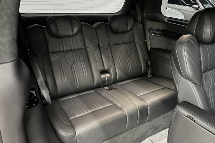 Used Zeekr 009 2022 WE Edition Interior 3