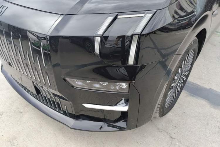 Used Zeekr 009 2022 WE Edition Left Front Headlight