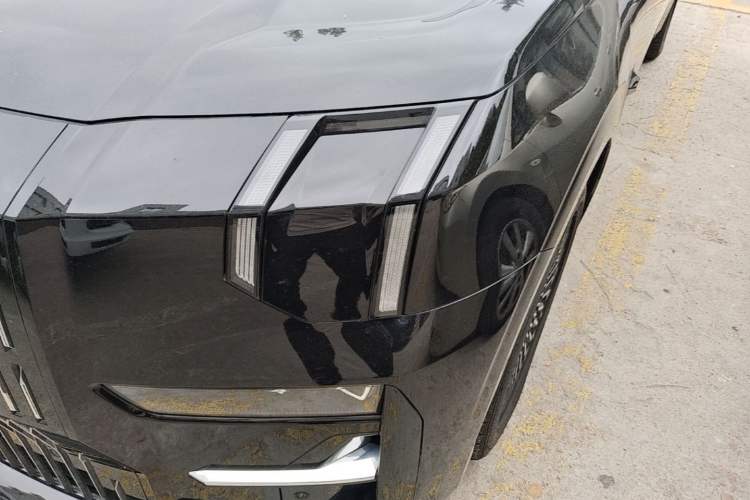 Used Zeekr 009 2022 WE Edition Left Front Headlight