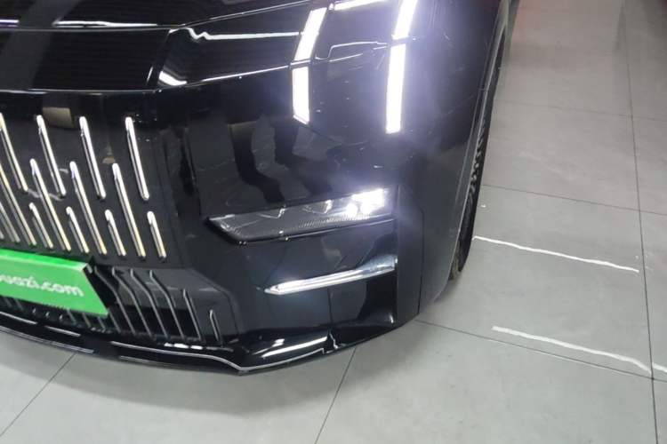 Used Zeekr 009 2022 WE Edition Left Front Headlight