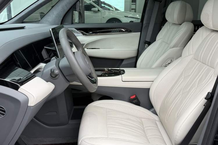 Used Zeekr 009 2022 ME Edition Left Front Seat