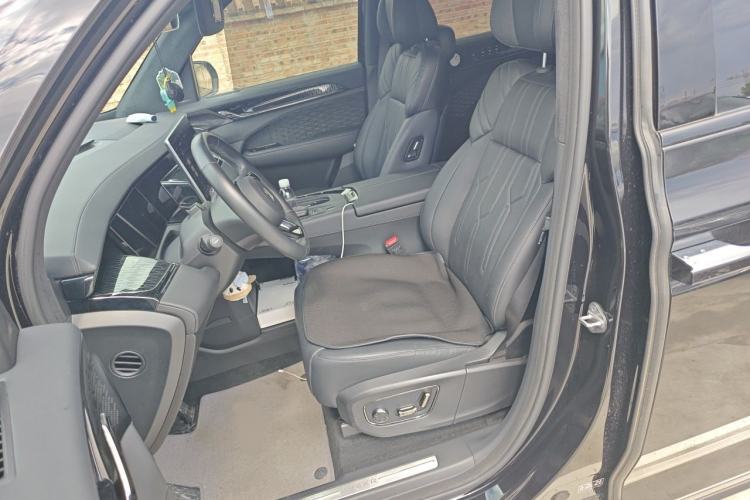 Used Zeekr 009 2022 WE Edition Left Front Seat