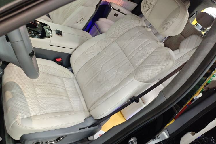 Used Zeekr 009 2022 WE Edition Left Front Seat