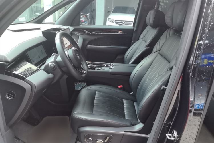 Used Zeekr 009 2022 WE Edition Left Front Seat
