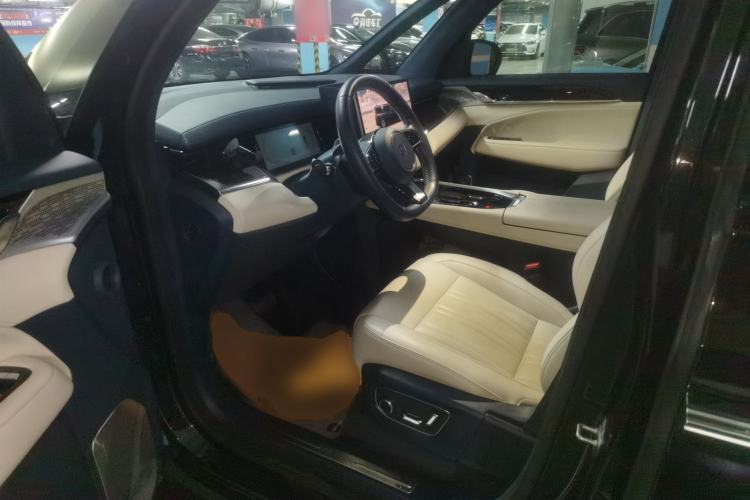 Used Zeekr 009 2022 Revised WE Version Left Front Seat