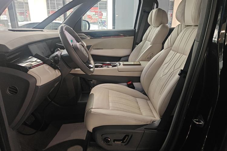 Used Zeekr 009 2022 ME Edition Left Front Seat