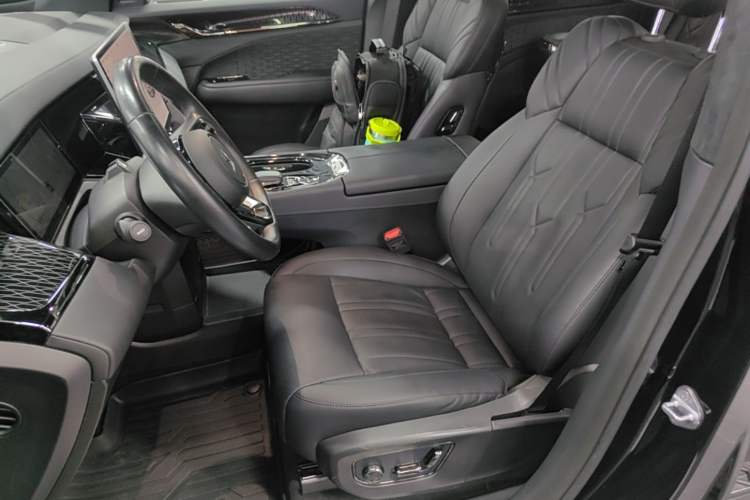 Used Zeekr 009 2022 WE Edition Left Front Seat