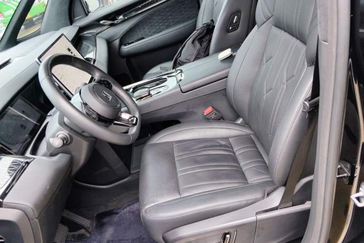 Used Zeekr 009 2022 WE Edition Left Front Seat