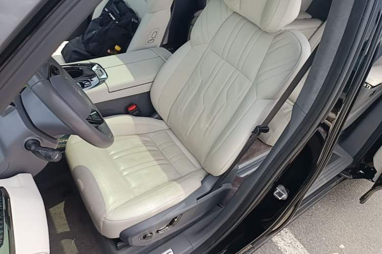 Used Zeekr 009 2022 WE Edition Left Front Seat