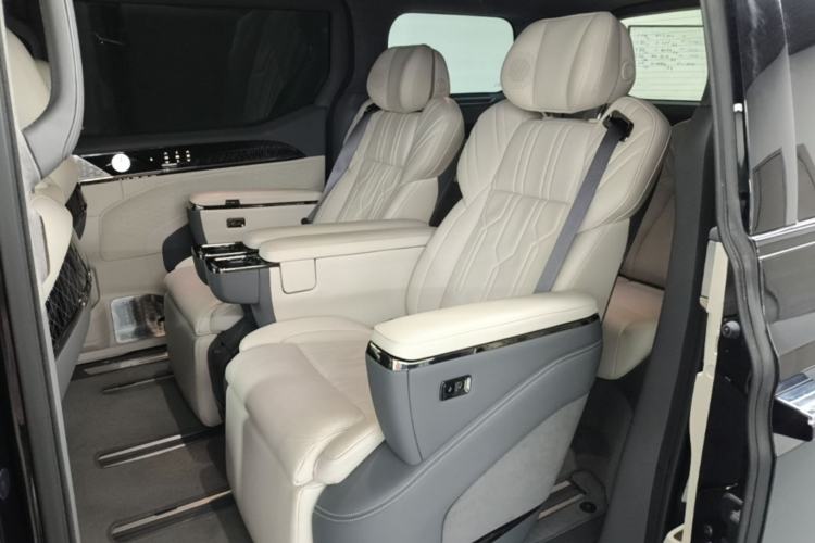Used Zeekr 009 2022 Revised WE Version Left Rear Seat