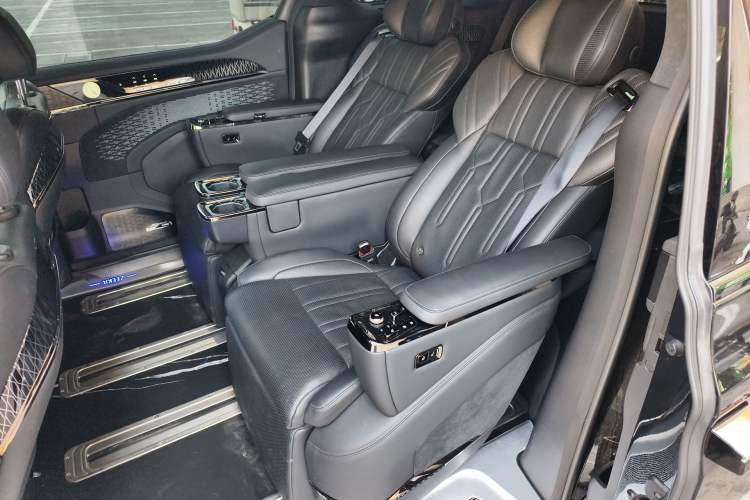 Used Zeekr 009 2022 Revised WE Version Left Rear Seat