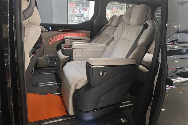 Used Zeekr 009 2022 ME Edition Left Rear Seat