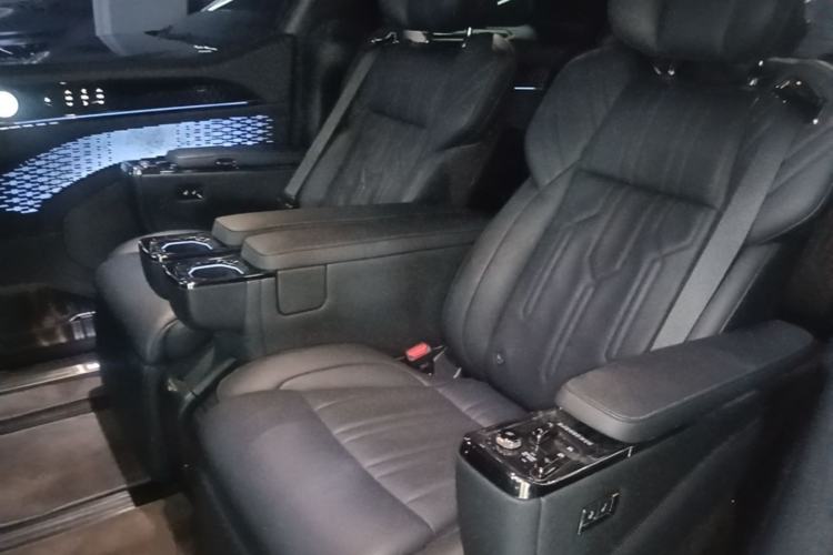Used Zeekr 009 2022 WE Edition Left Rear Seat