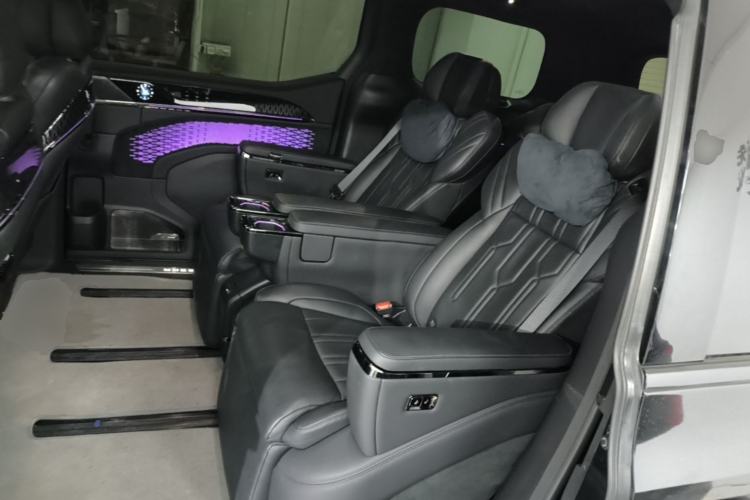 Used Zeekr 009 2022 ME Edition Left Rear Seat