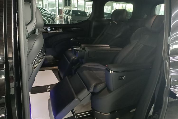 Used Zeekr 009 2022 ME Edition Left Rear Seat