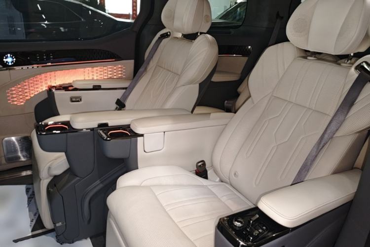 Used Zeekr 009 2022 WE Edition Left Rear Seat