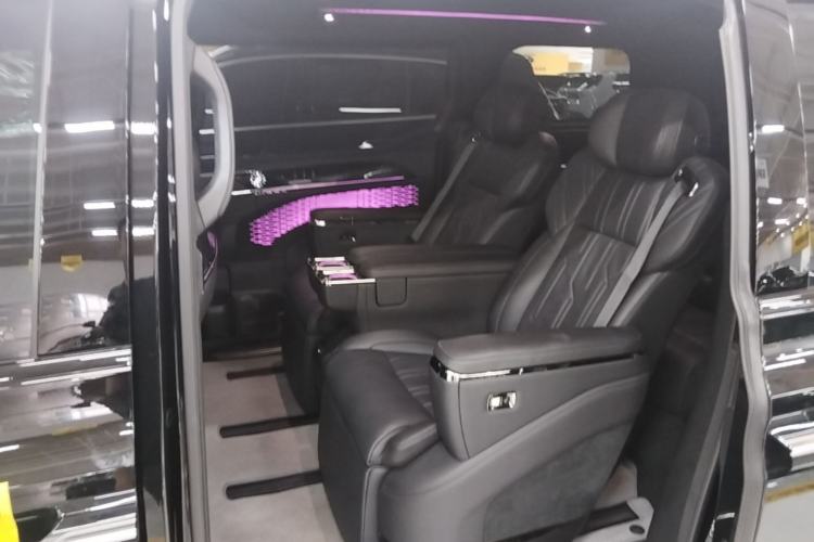 Used Zeekr 009 2022 Revised WE Version Left Rear Seat
