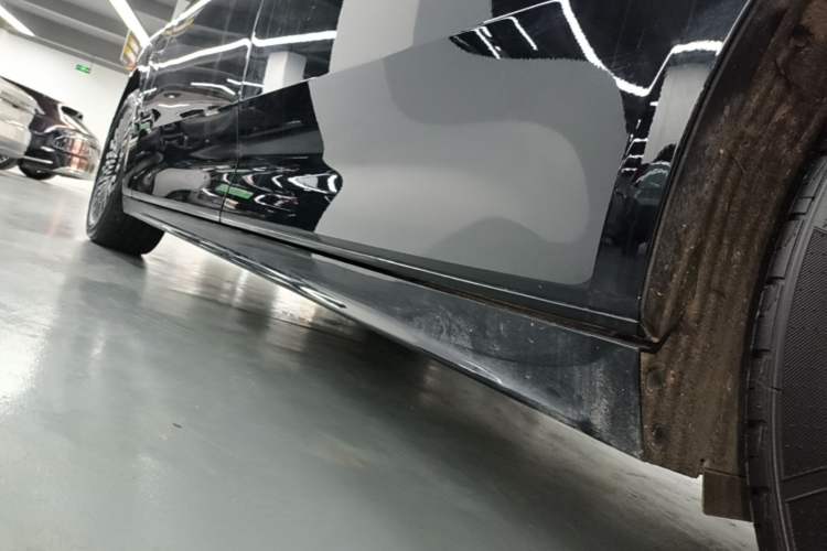 Used Zeekr 009 2022 Revised WE Version Left Side Sill