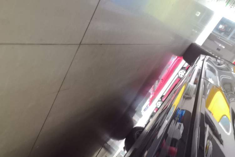 Used Zeekr 009 2022 WE Edition Left Side Sill