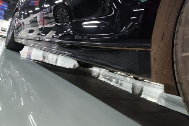 Used Zeekr 009 2022 Revised WE Version Left Side Sill