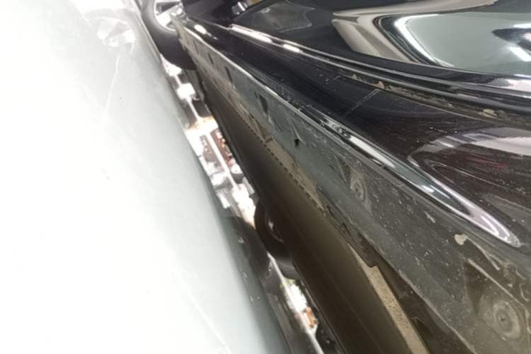 Used Zeekr 009 2022 ME Edition Left Side Sill