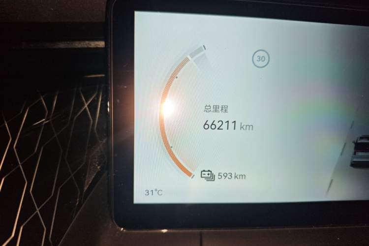 Used Zeekr 009 2022 WE Edition Odometer Close Up