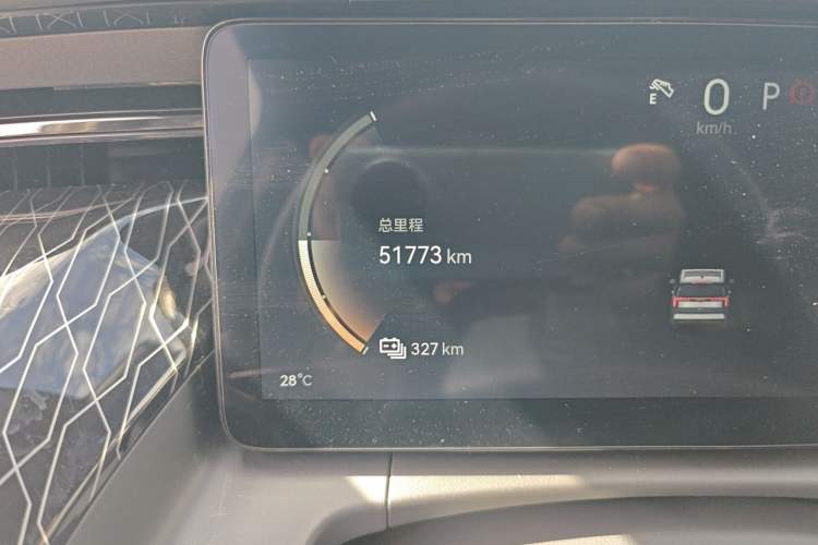 Used Zeekr 009 2022 WE Edition Odometer Close Up