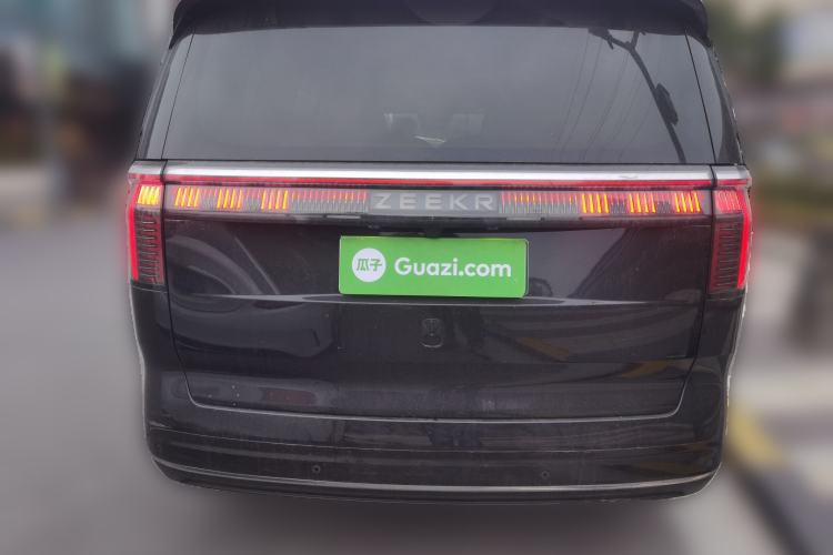 Used Zeekr 009 2022 WE Edition Rear