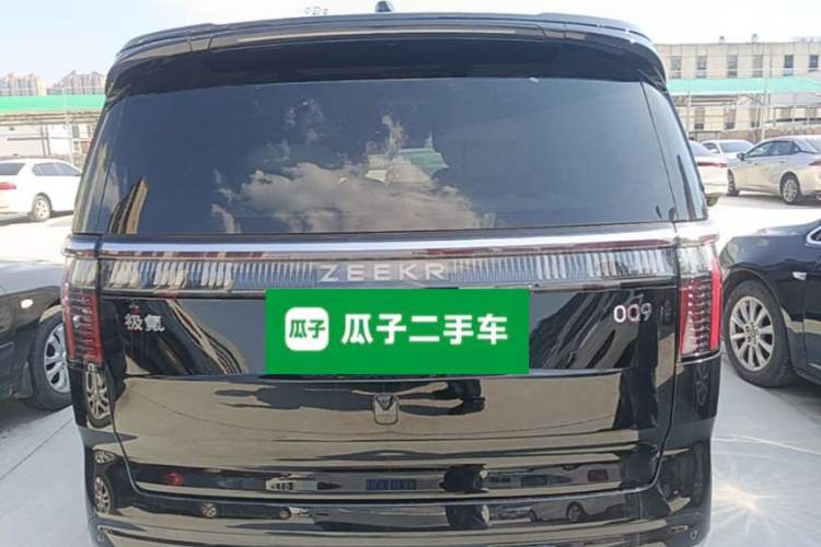 Used Zeekr 009 2022 ME Edition Rear