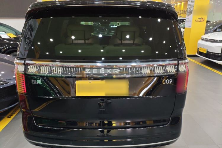 Used Zeekr 009 2022 WE Edition Rear