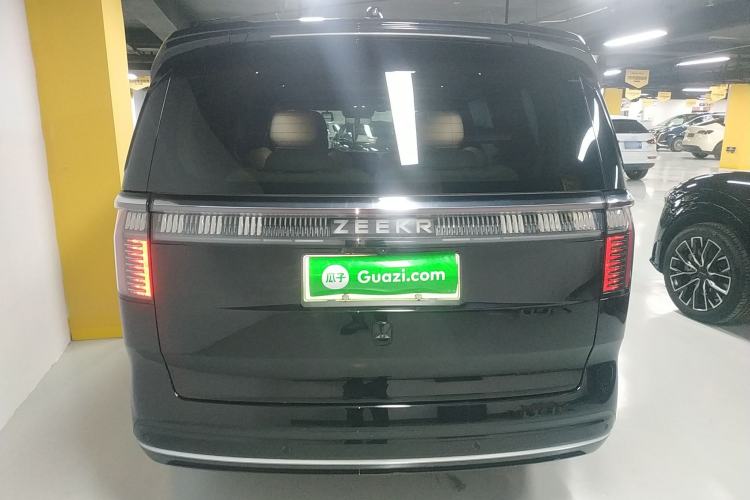 Used Zeekr 009 2022 WE Edition Rear