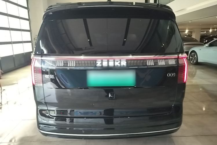 Used Zeekr 009 2022 WE Edition Rear