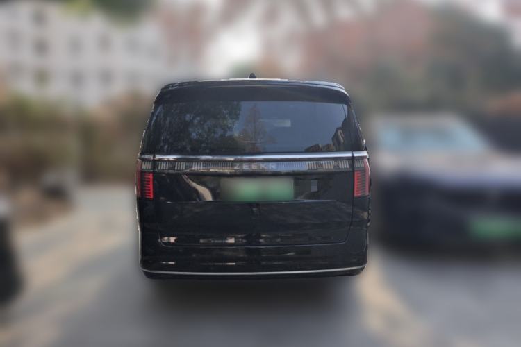 Used Zeekr 009 2022 WE Edition Rear