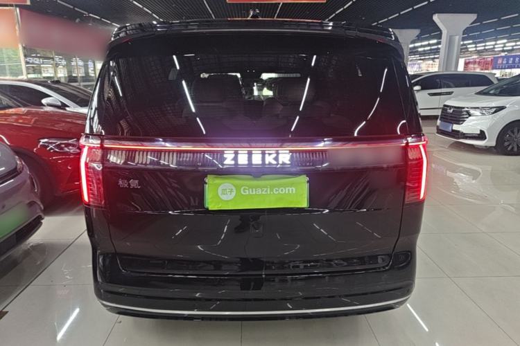 Used Zeekr 009 2022 WE Edition Rear