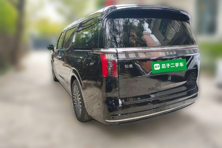 Used Zeekr 009 2022 WE Edition Rear Left 45 Deg