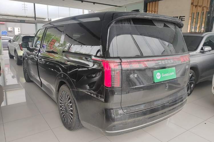 Used Zeekr 009 2022 WE Edition Rear Left 45 Deg