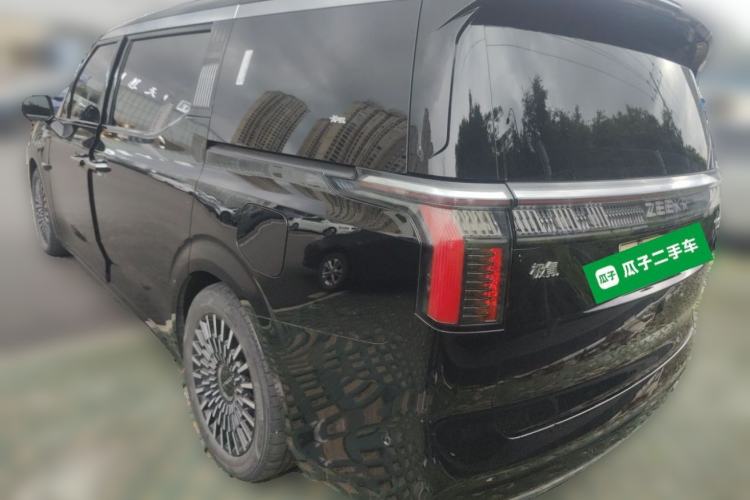 Used Zeekr 009 2022 WE Edition Rear Left 45 Deg
